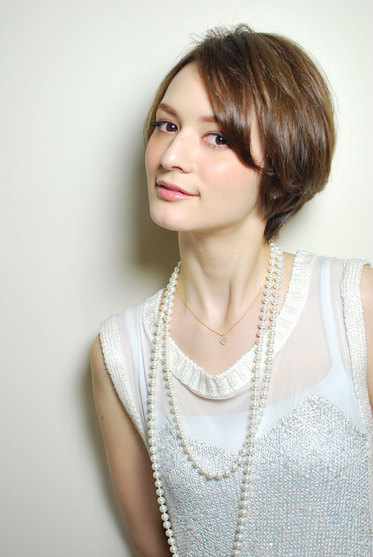 ทรงผมสั้นสําหรับคนหน้ายาว 