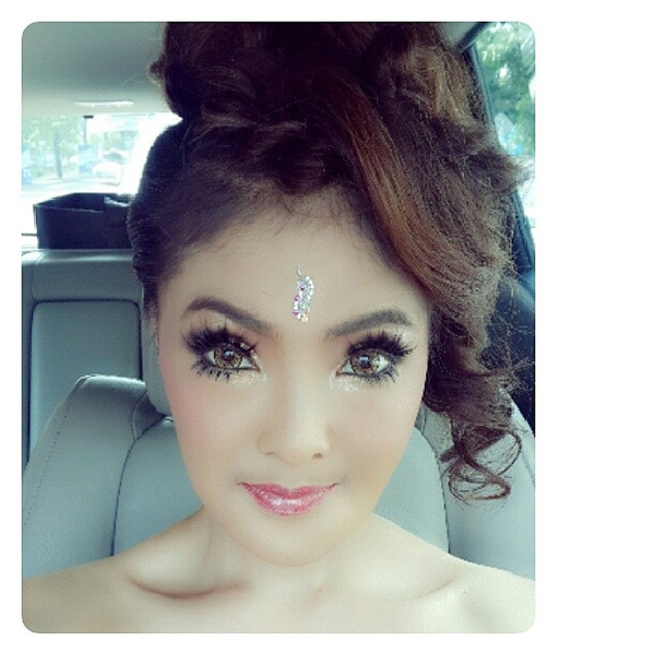 นักร้องลูกทุ่งศัลยกรรม นักร้องลูกทุ่งศัลยกรรม