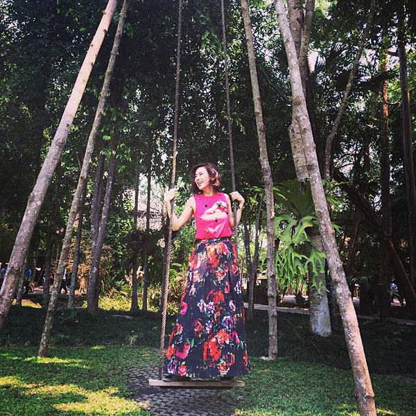 แฟชั่นลายดอกสไตล์ดารา