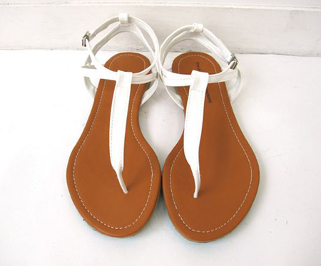 รองเท้าเล่นน้ำสงกรานต์