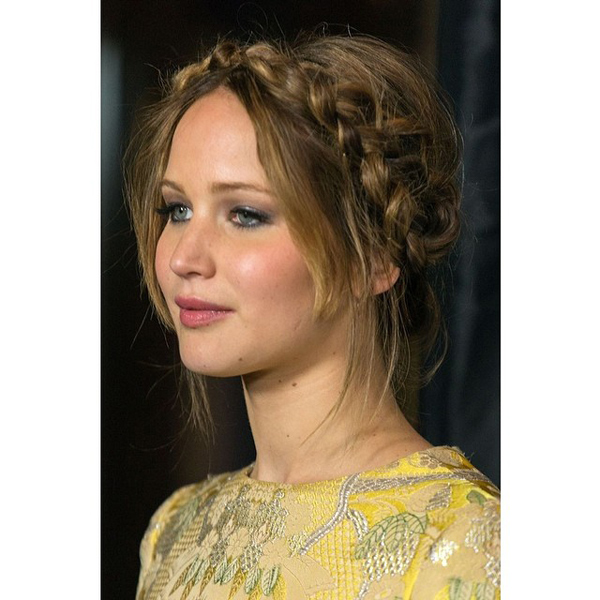 ทรงผมเปียเซอร์ๆ