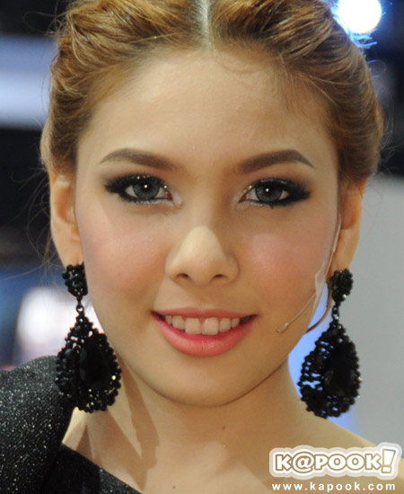 แต่งหน้าพริตตี้