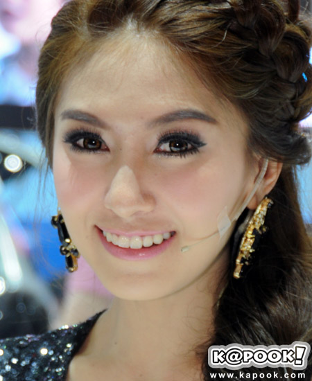 แต่งหน้าพริตตี้