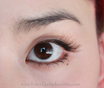 ขนตาปลอม