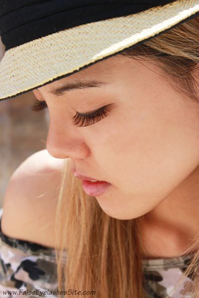 ขนตาปลอม