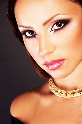 กรีดตาแคทอาย