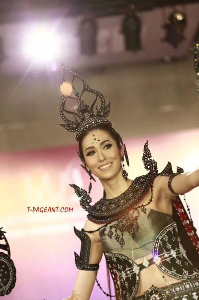 แอลลี่ พิมบงกช เปิดตัวชุดประจำชาติ