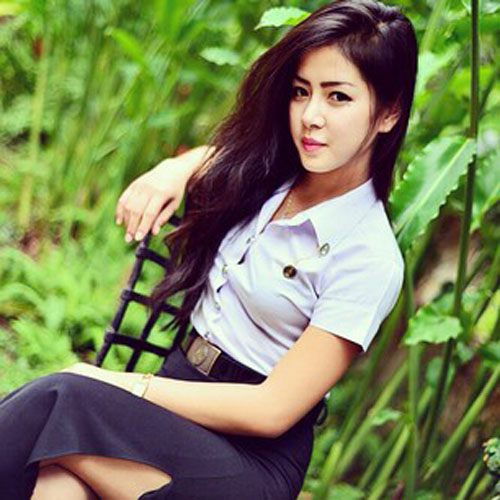 น้องปิงปอง น.ศ.เชียงใหม่ ขายหมูย่างริมทาง-ผ่านไลน์ กำไรวันละ 2 พัน      