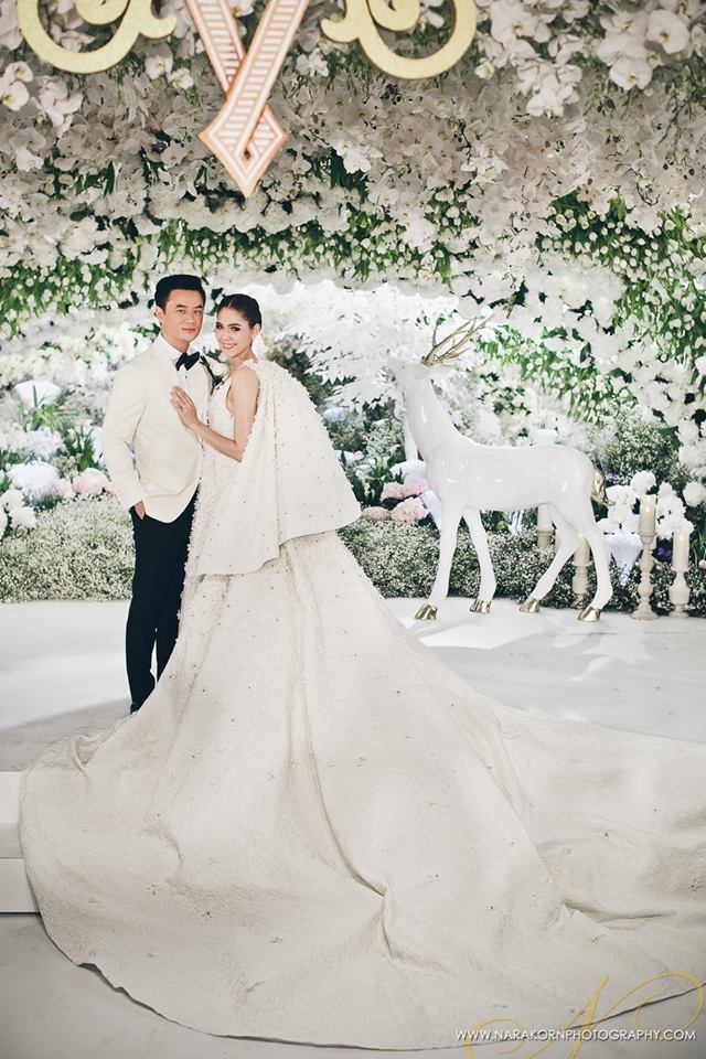 เก็บตกภาพบรรยากาศงานแต่ง ชมพู่ น็อต สวยงามราวกับความฝัน