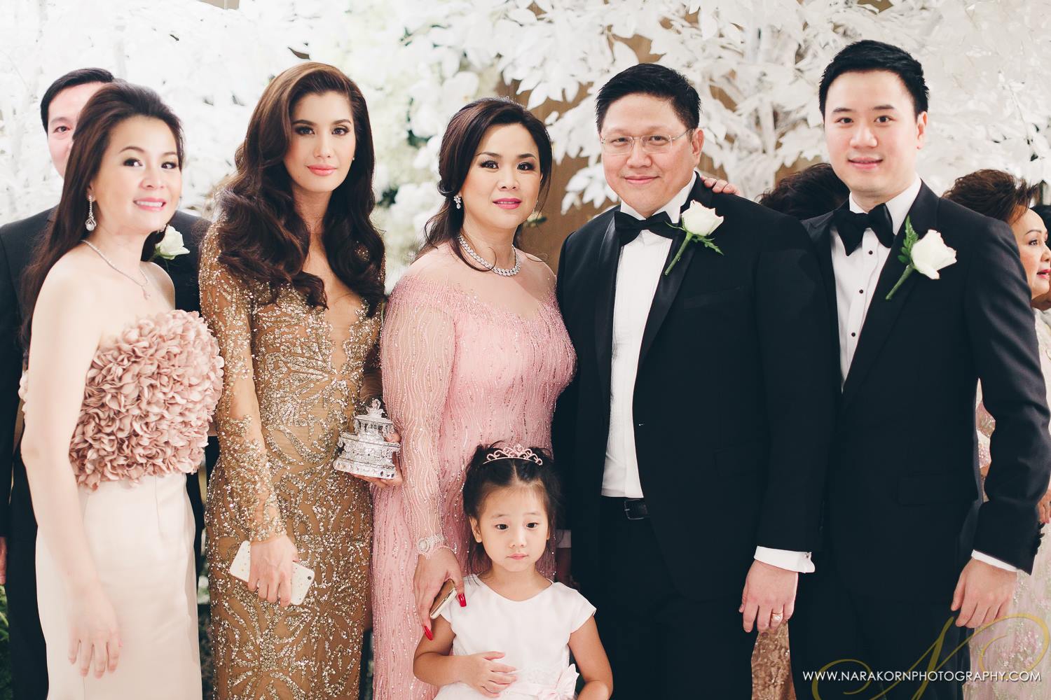 เก็บตกภาพบรรยากาศงานแต่ง ชมพู่ น็อต สวยงามราวกับความฝัน