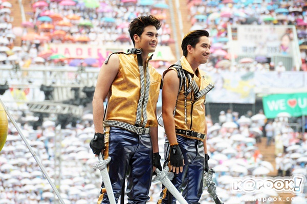 งานช่อง 3 ครบรอบ 45 ปี ความสุขบุกโลก ทัพดาราจัดเต็มคืนความสุขคนดู