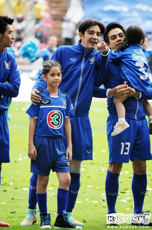 งานช่อง 3 ครบรอบ 45 ปี ความสุขบุกโลก ทัพดาราจัดเต็มคืนความสุขคนดู