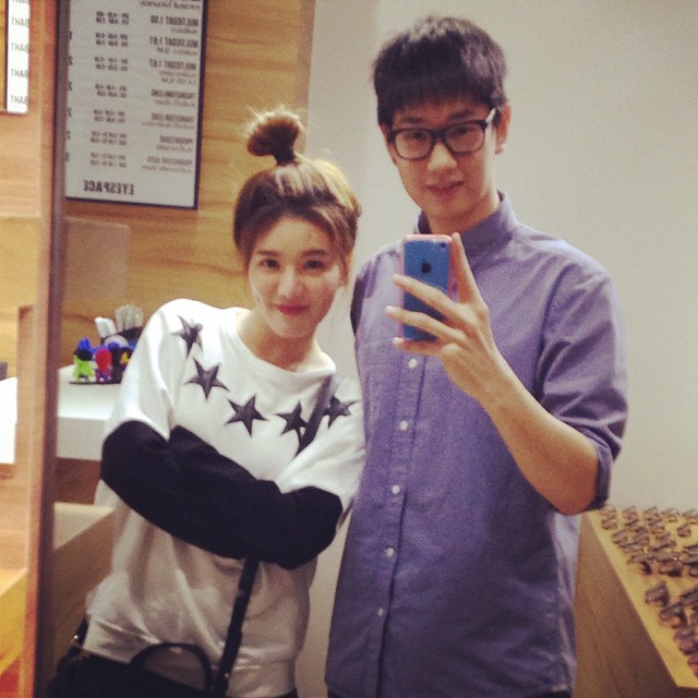 แกรนด์ เดอะสตาร์