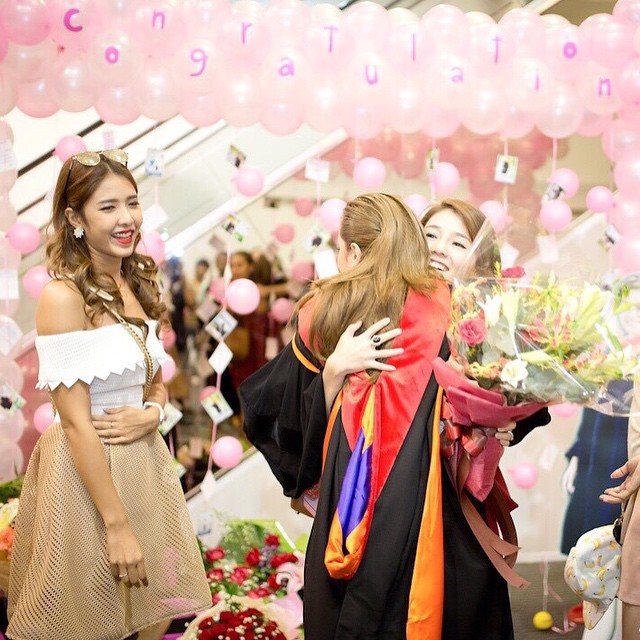 ขวัญ อุษามณี