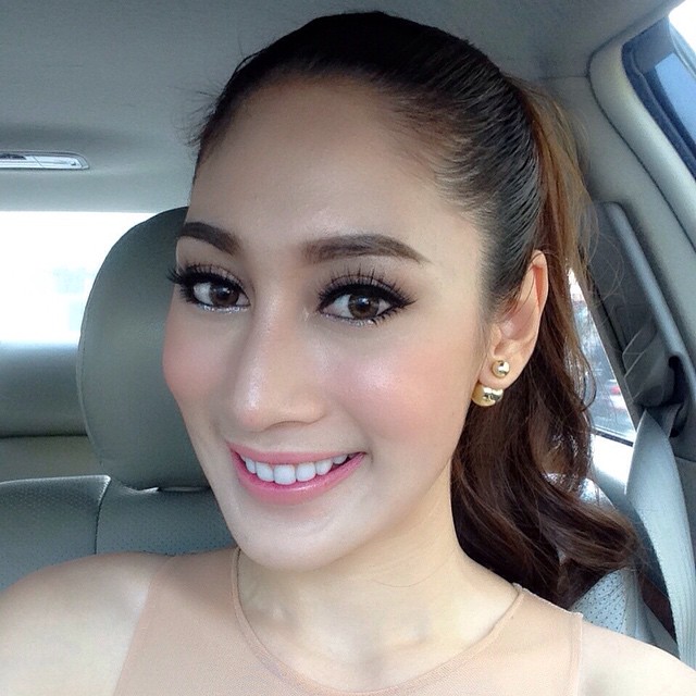 น้ำเพชร โต้ข่าวเป็นเมียน้อยผู้ใหญ่ในวงการ ปัดถ่ายหนัง AV ญี่ปุ่น