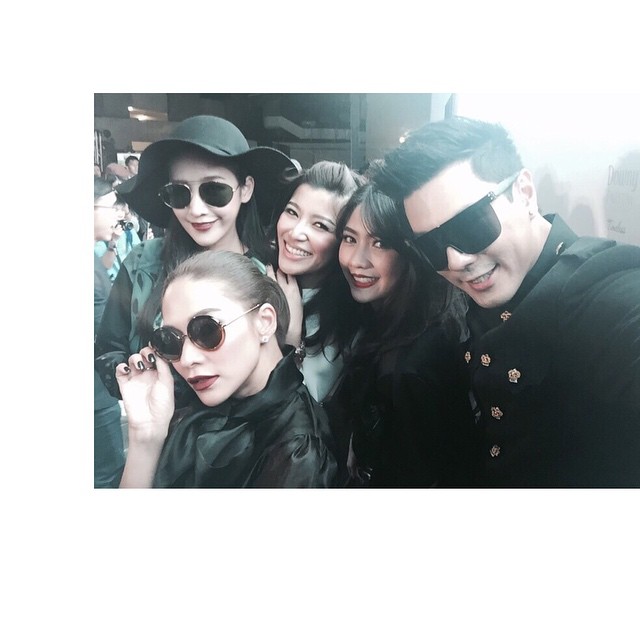 พลอย เอมมี่ แตงโม แชะภาพร่วมเฟรม สวยกินกันไม่ลง