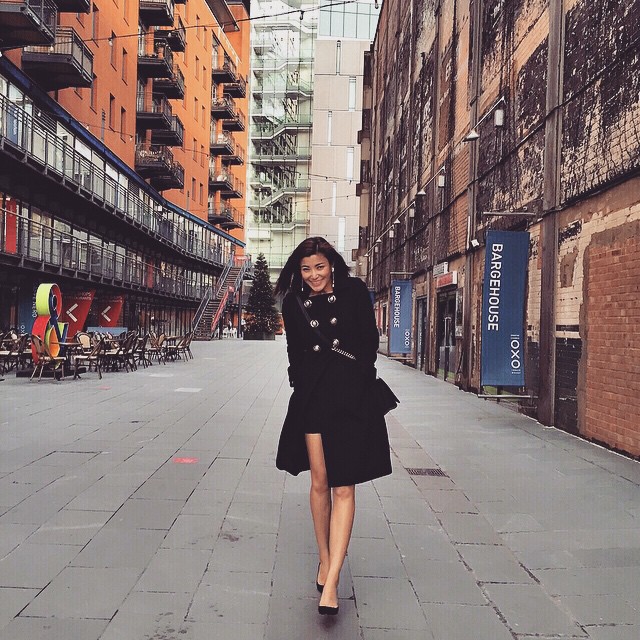 เอมมี่ มรกต พร้อมครอบครัวและ ไฮโซเจมส์ เที่ยวสุดแฮปปี้ที่ลอนดอน