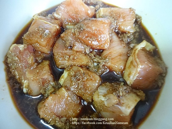 หมูต้มเค็ม อาหารไทยรสกลมกล่อม