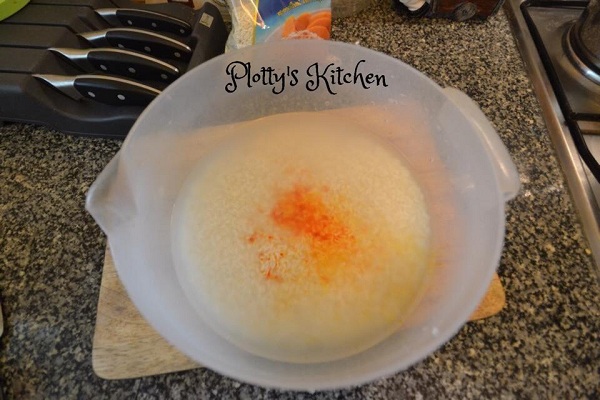 ข้าวเหนียวน้องเป็ดกับหมูทอดกระเทียมพริกไทย เมนูน่ารักชวนหม่ำ