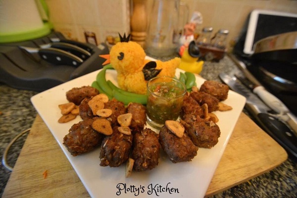 ข้าวเหนียวน้องเป็ดกับหมูทอดกระเทียมพริกไทย เมนูน่ารักชวนหม่ำ