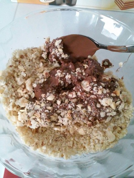 Ferrero Rocher สูตรโฮมเมด ขนมสุดฮิตที่ทำเองได้