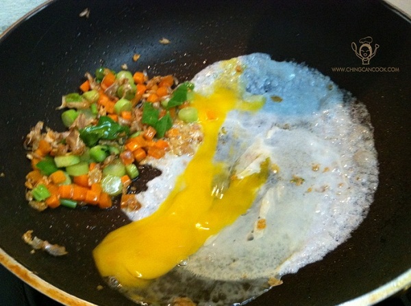 ข้าวผัดคะน้าปลาเค็ม ครบรสความอร่อยกลิ่นหอมชวนหิว