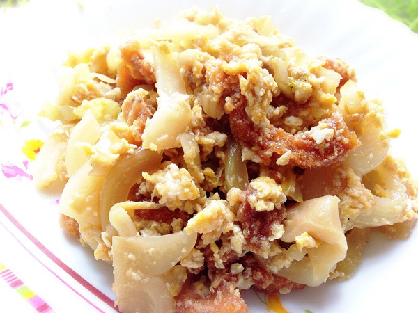 เกี๊ยมไฉ่ผัดไข่ 
