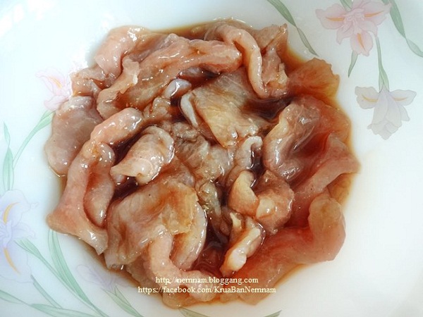 ข้าวหน้าหมูเกาหลี กับกิมจิ อิ่มอร่อยในจานเดียว 