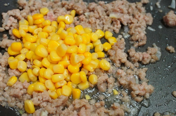 กระทงทอง ของกินเล่นน่ารัก ๆ พอดีคำ