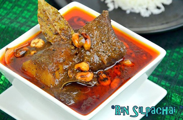 มัสมั่นเนื้อ อาหารไทยในดวงใจ กลิ่นหอมรสอร่อยที่ไม่ควรพลาด