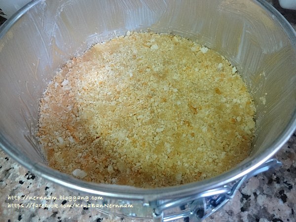 Strawberry Crumble Cheesecake กรอบอร่อย 