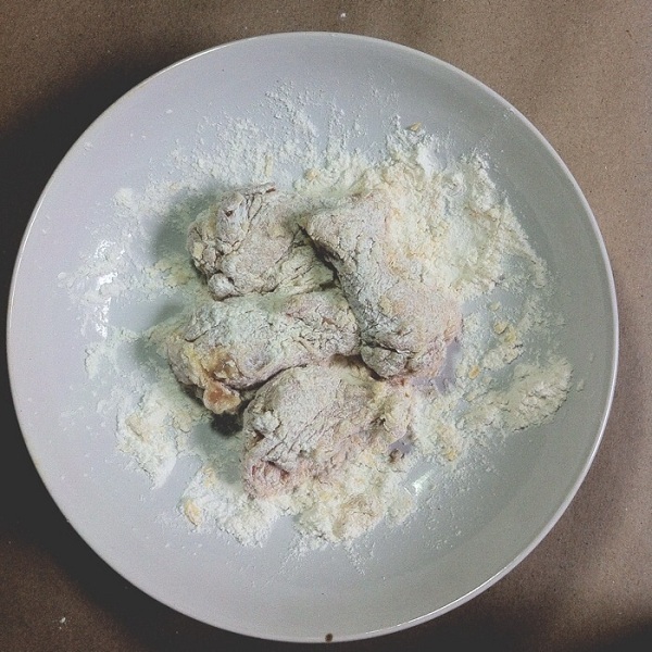 ไก่ทอดวิงส์แซ่บ 