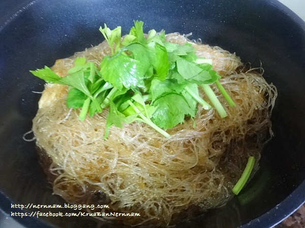 เต้าหู้กับเห็ดหอมอบวุ้นเส้นเจ
