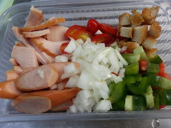 พิซซ่าโฮลวีตราดไข่ จับของเหลือในตู้เย็นมาทำเมนูสุดอร่อย