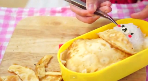 ข้าวหมีริลัคคุมะไข่ยัดไส้ ข้าวหมีริลัคคุมะไข่ยัดไส้
