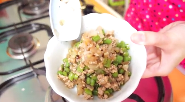ข้าวหมีริลัคคุมะไข่ยัดไส้ ข้าวหมีริลัคคุมะไข่ยัดไส้