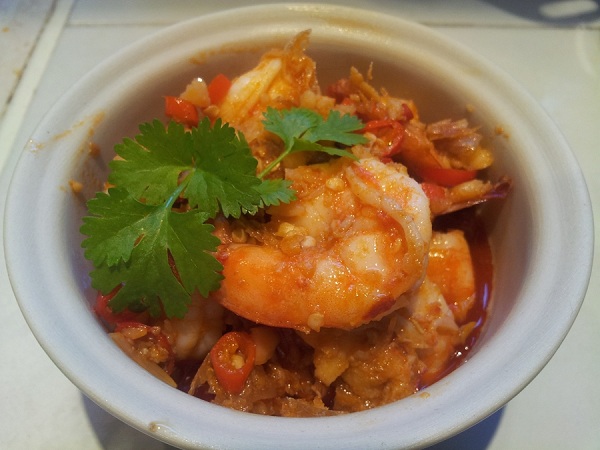 กุ้งผัดพริกขี้หนู 