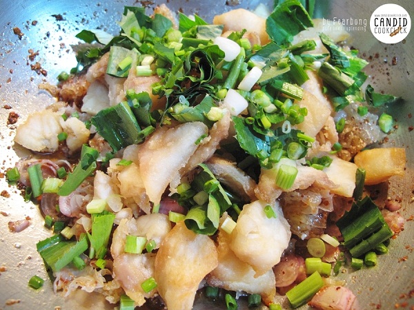 ลาบปลาทับทิมทอด