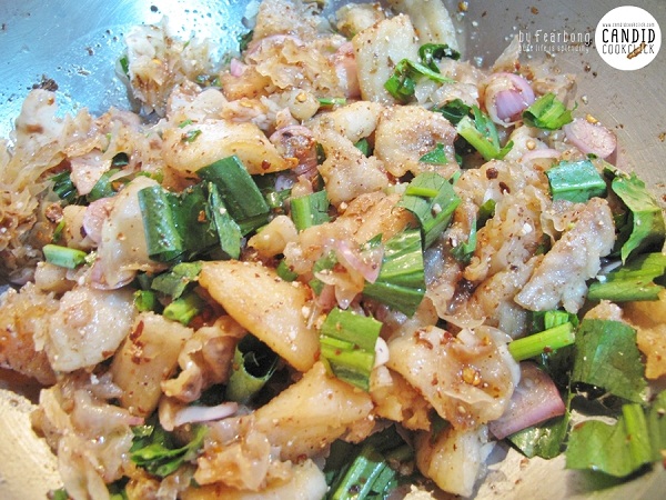 ลาบปลาทับทิมทอด