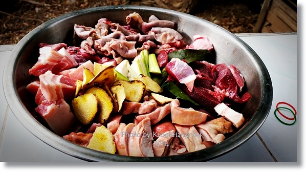 แกงอ่อมหมู แกงไทยดี ๆ ทำกี่ทีก็โดนใจ แกงอ่อมหมู แกงไทยดี ๆ ทำกี่ทีก็โดนใจ