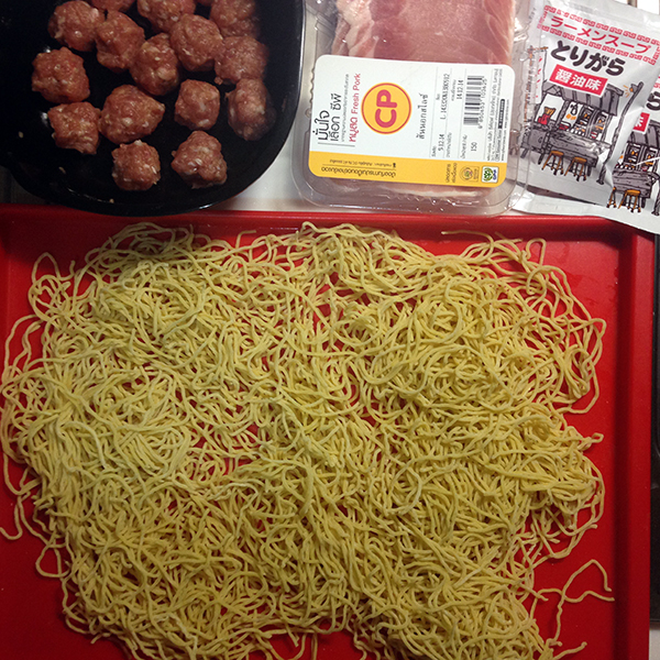บะเมง เมนูกลายพันธุ์จากบะหมี่กับราเมง เป็นเมนูใหม่สุดอร่อย