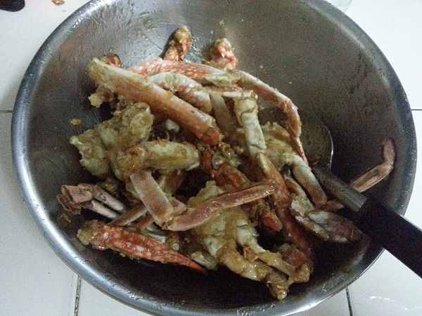 ปูม้าทอดกระเทียม เมนูง่าย ๆ ที่เห็นแล้วต้องหิว
