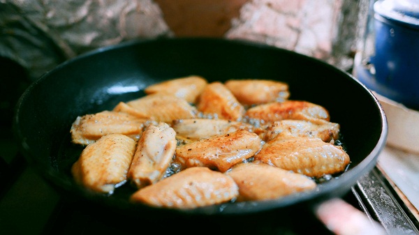 ปีกไก่ทอดโค้ก 