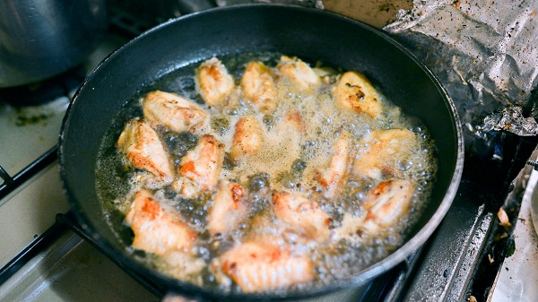 ปีกไก่ทอดโค้ก 