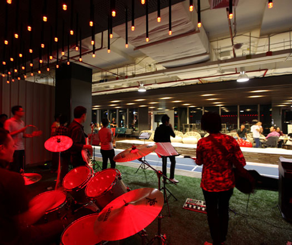 ออฟฟิศดีแทค จามจุรีสแควร์ กับบรรยากาศอบอุ่นเหมือนบ้าน