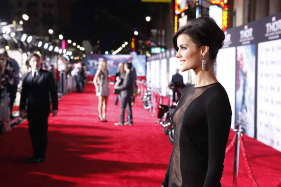 Thor : The Dark World รอบปฐมทัศน์ นักแสดงตบเท้าเดินพรมแดงเพียบ