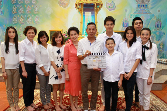 เจมส์จิ เต้ย ทำบุญเปิดกล้อง Timeline จดหมาย - ความทรงจำ