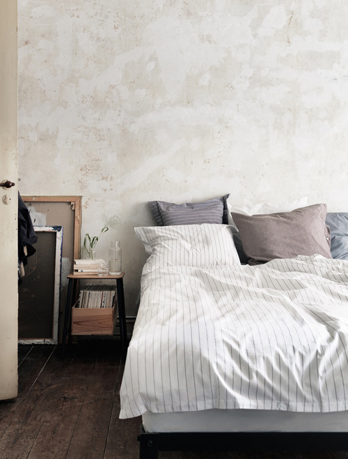 ห้องนอนปูนเปลือย ดูดี มีสไตล์ ด้วยของใช้ใกล้ตัว