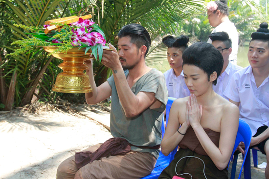 พชร์ อภิรุจ ชวนทำบุญ พร้อมตะลุยกองถ่าย มอ 6/5 ปากหมา ท้าแม่นาค