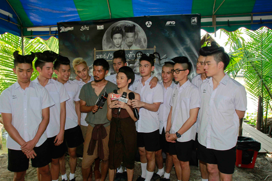 พชร์ อภิรุจ ชวนทำบุญ พร้อมตะลุยกองถ่าย มอ 6/5 ปากหมา ท้าแม่นาค